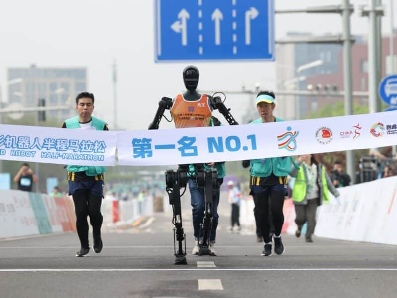 Robot Marathon 2025